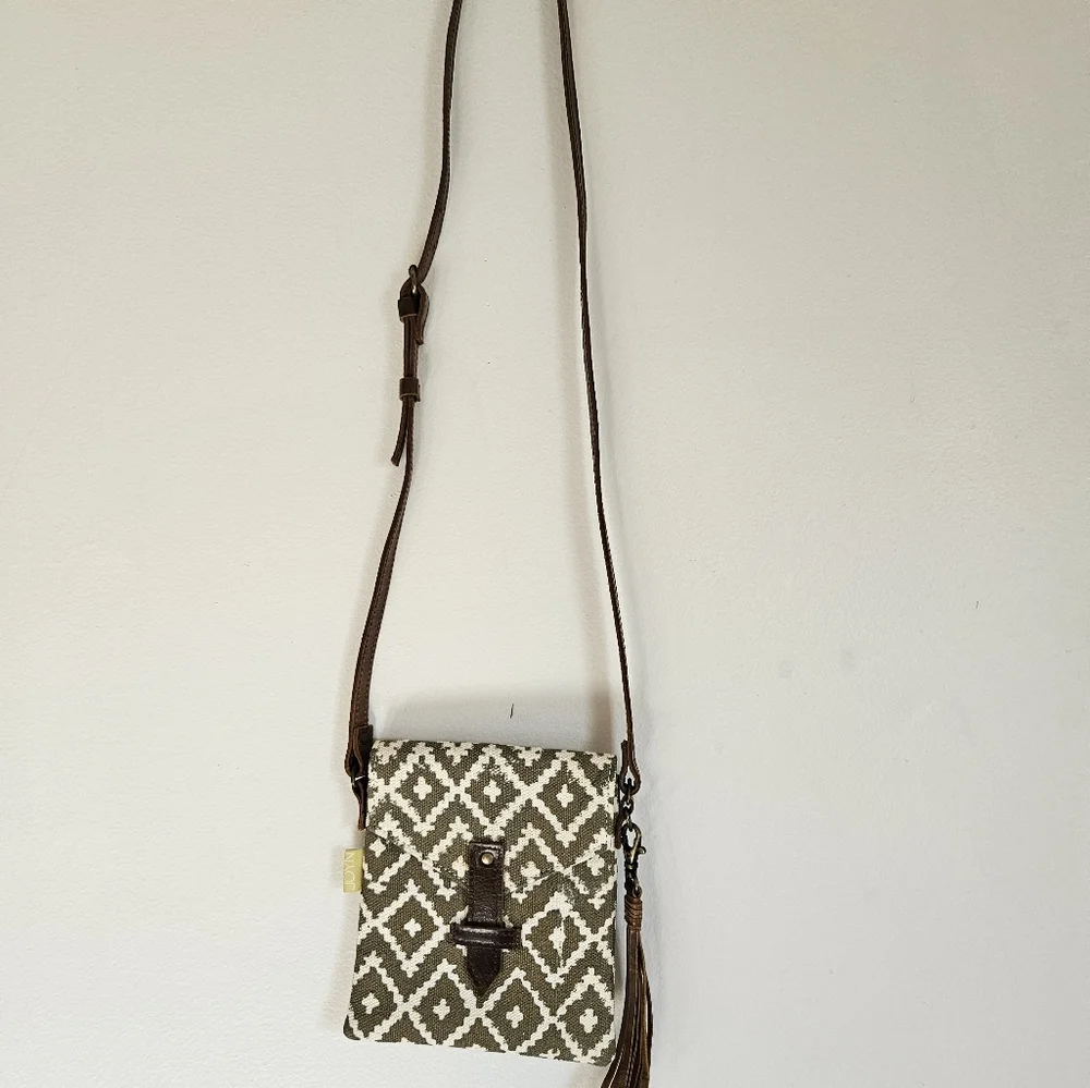 Handmade Green/White Canvas Crossbody Purse Bag Leather Strap Tassels Boho